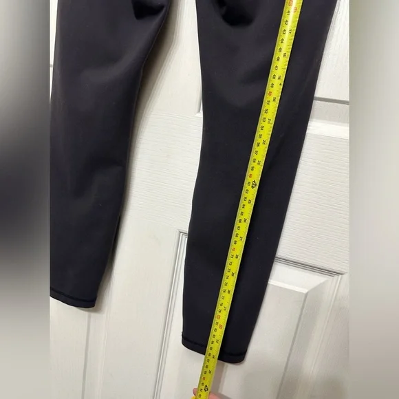 Lululemon Invigorate High-Rise Tights- With Pockets- Size 10 - Picture 7 of 10